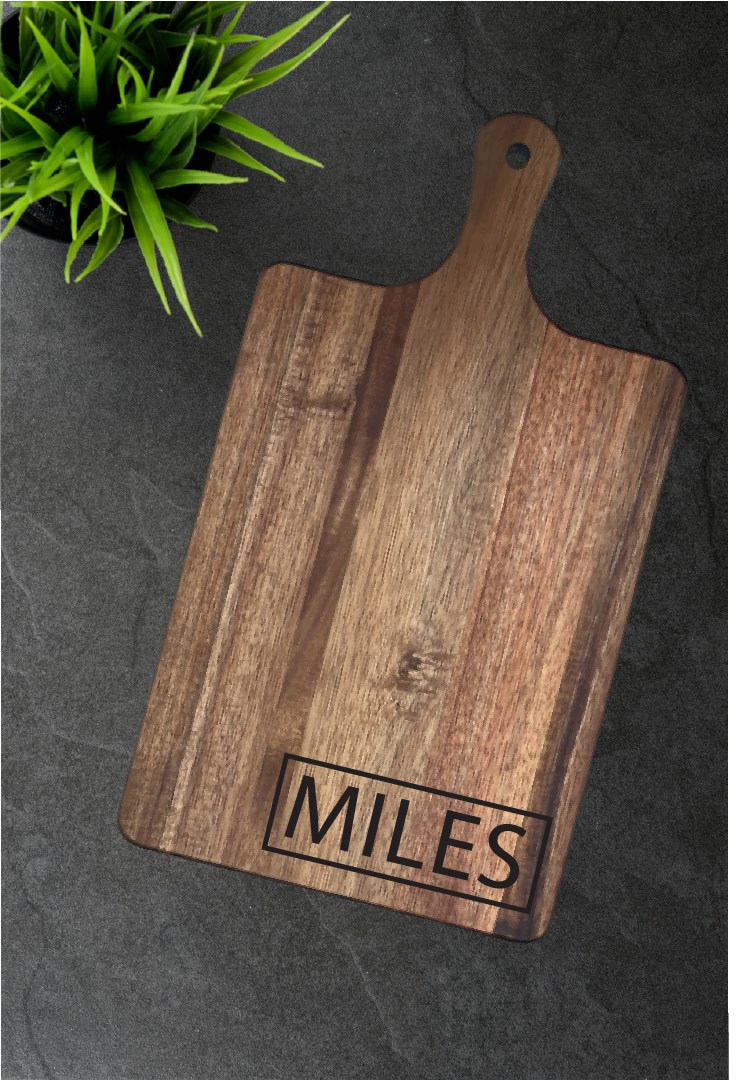 Personalized Acacia Cutting Board with Handle - Fresh Cut Signs